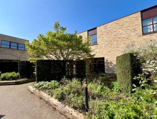                                         Duplex te huur in Ronse, € 875

