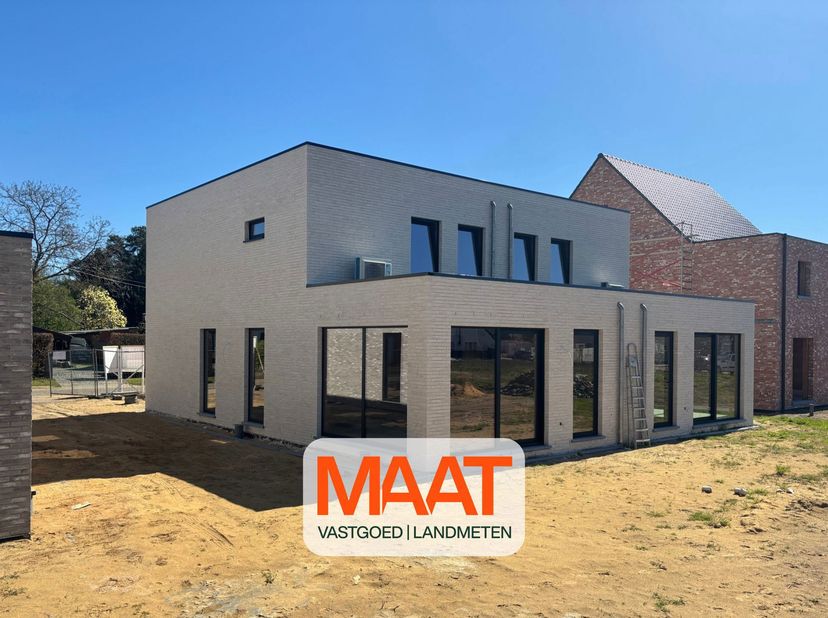 Huis te koop
                    in 2275 Lille