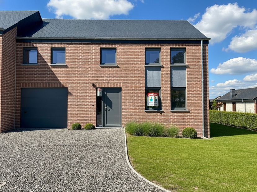 Huis te koop
                    in 6900 Aye