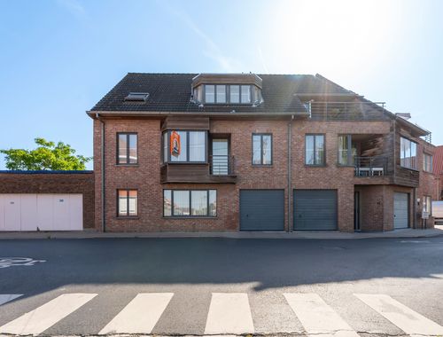                                         Appartement te koop in Sint-Eloois-Winkel, € 215.000
