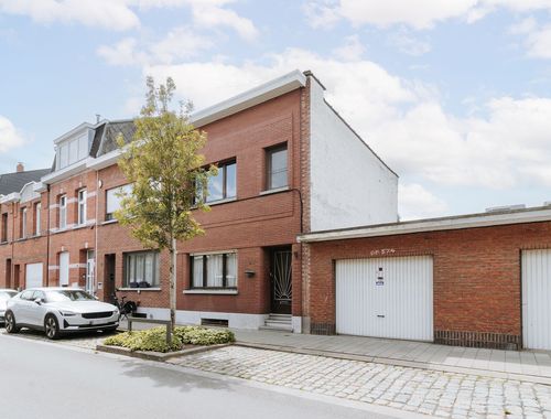                                         Woning te koop in Wilrijk, € 249.000
