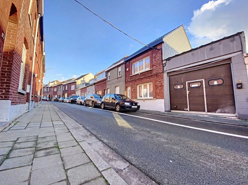 Bedrijfsvastgoed te huur in Rue du Nord 117,
                    7700 Moeskroen
