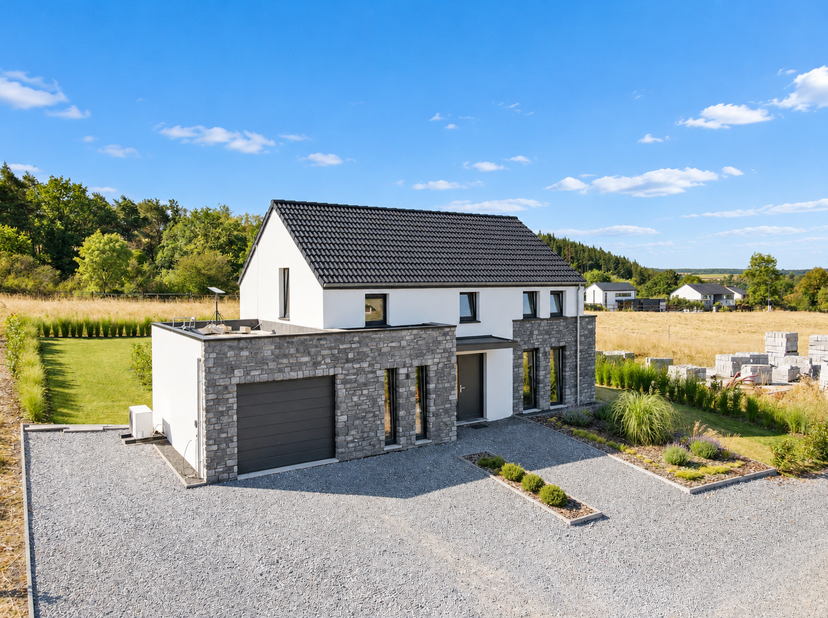 Huis te koop in ,
                    5560 Ciergnon