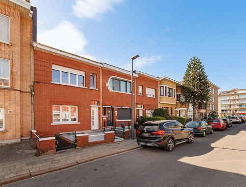                                         Woning te koop in Deurne, € 295.000
