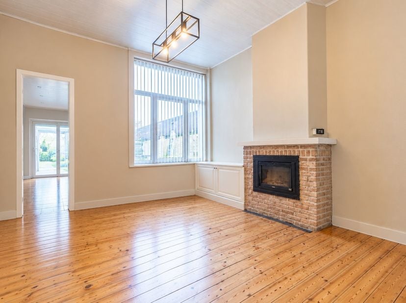 Huis te koop in Moerkerkse Steenweg 28,
                    8310 Sint-Kruis