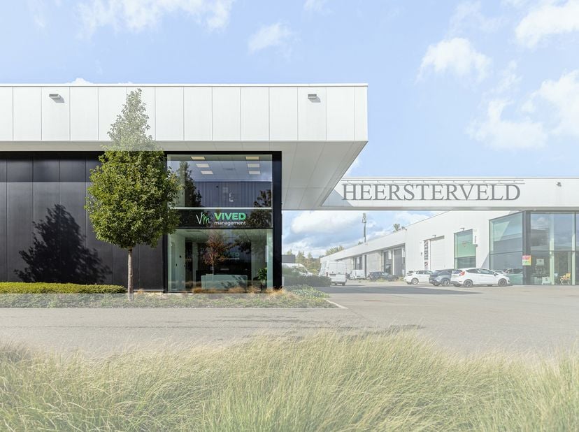 Bien professionnel à vendre à Heersterveldweg 16 boîte a 002,
                    3700 Mal