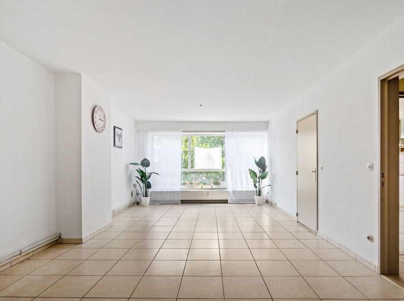 2- Slaapkamer appartement in centrum Herentals<br />
Ligging: Het appartement is gelegen in een kleinschalige residentie in het centrum van Herentals,
