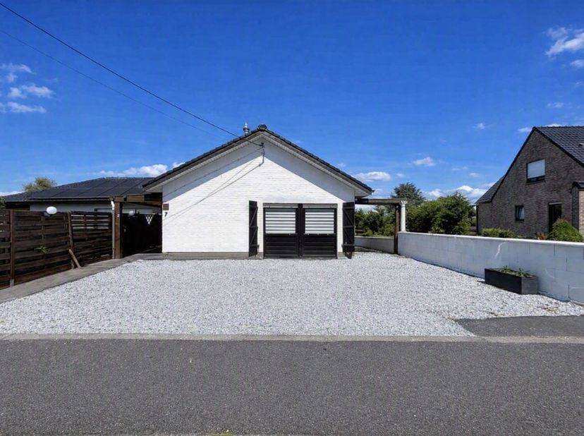 Huis te koop in ,
                    7730 Estaimpuis