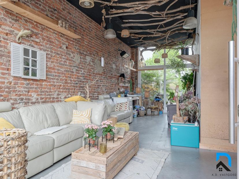 Ruim appartement in Eigenbilzen<br />
<br />
Eigenbilzen is geliefd door zijn inwoners omwille van de landelijke en rustige ligging alsook de vlotte