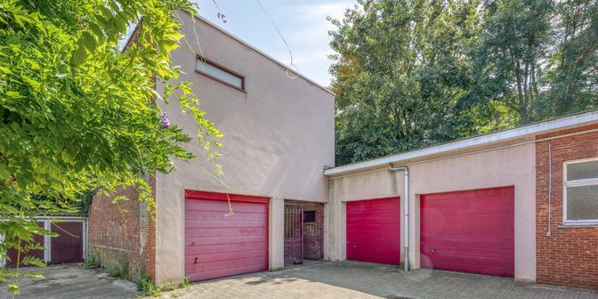 Bedrijfsvastgoed te koop in Markt 32, 2440 Geel