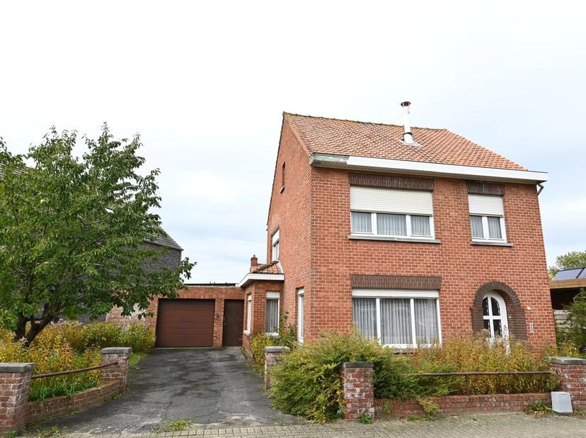 Huis te koop in Zandgrachtstraat 3,
                    8730 Oedelem
