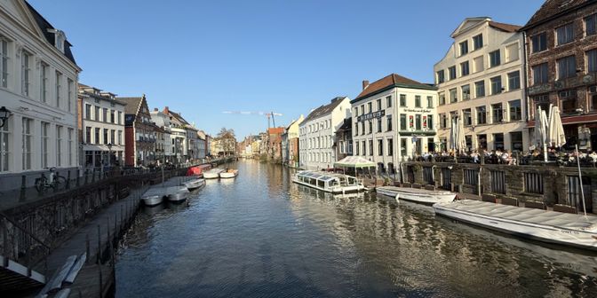 Appartement te huur in Kleine Vismarkt 2 bus 101, 9000 Gent