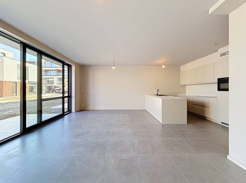 Het appartement is gelegen in de rustige doch centraal gelegen Hospiceweg. <br />
Op wandel- en fietsafstand bevind je je in het bruisende centrum van