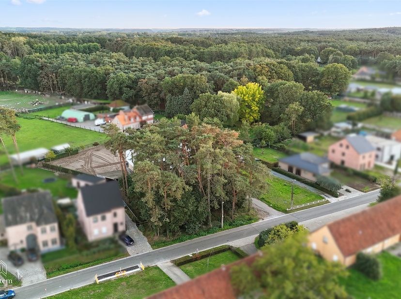 Grond te koop in Elsleukenstraat 41c,
                    3201 Langdorp