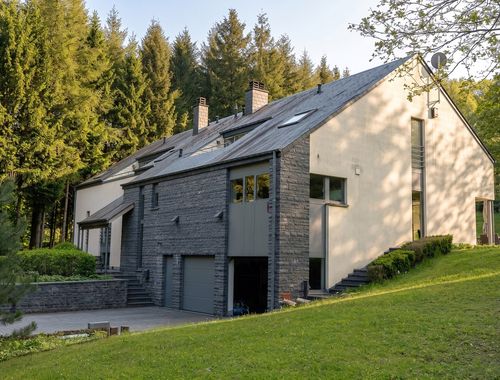                                         Villa te koop in Nadrin, € 1.000.000
