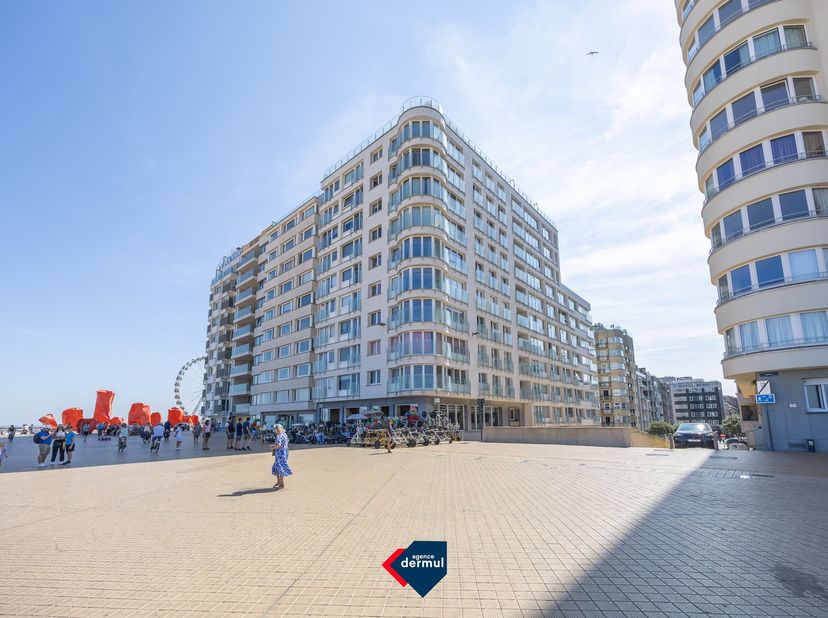 Droomt u van wonen aan zee met een adembenemend panoramisch uitzicht? Dan is dit&amp;nbsp; 1 slaapkamer appartement op de vierde verdieping van Residentie