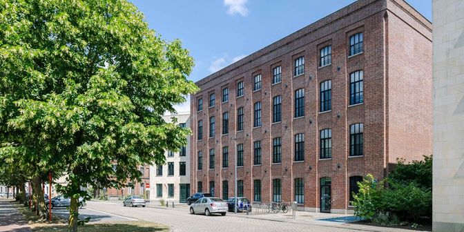 Bien professionnel à vendre à Kolveniersgang 2, 9000 Gent