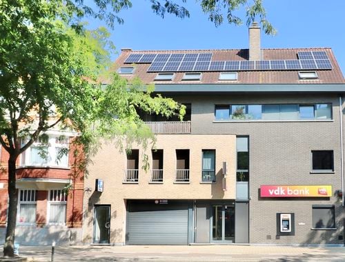                                         Appartement te huur in Eeklo, € 875
