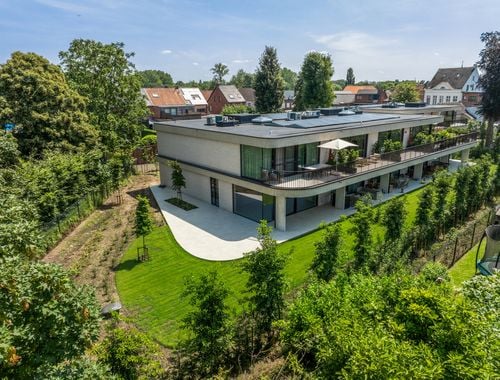                                         Appartement te koop in Waasmunster, € 351.000
