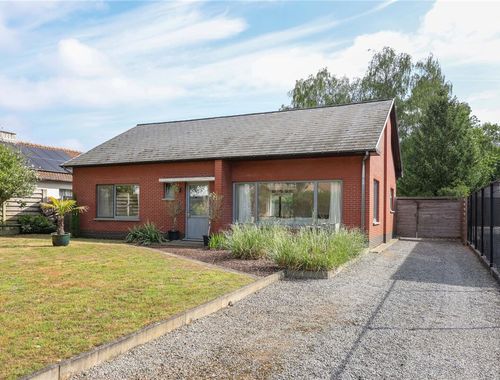                                         Maison à vendre à Heusden, € 324.000

