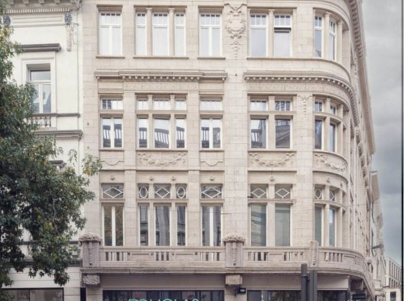 Bedrijfsvastgoed te huur in Meir 113 - 115,
                    2000 Antwerpen