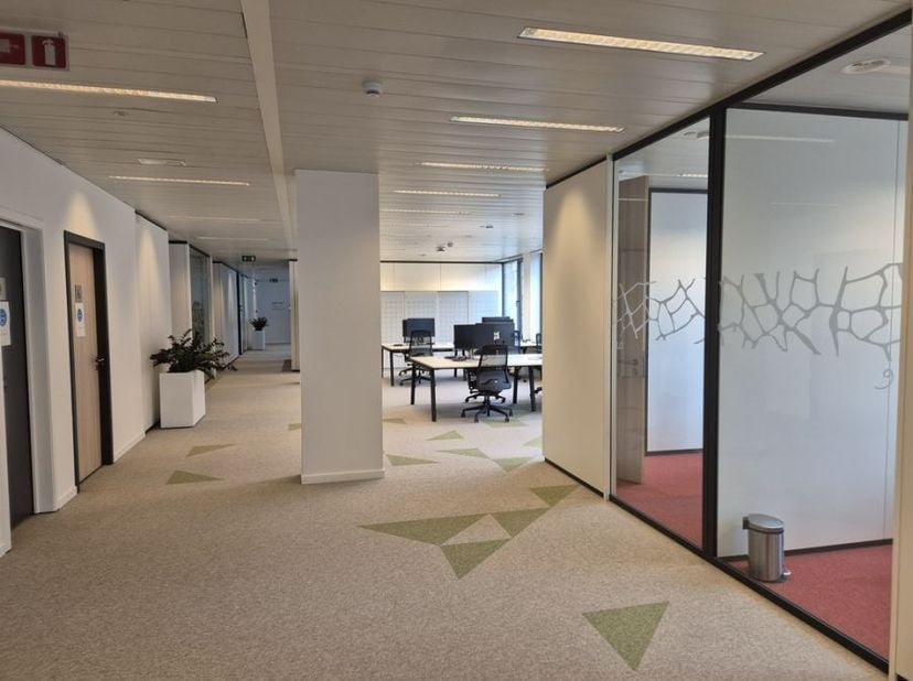 Bien professionnel à louer à Wetenschapsstraat 21-23-25,
                    1020 Laeken