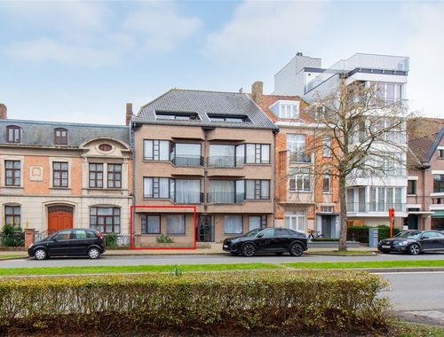                                         Appartement à louer à Sint-Andries, € 730
