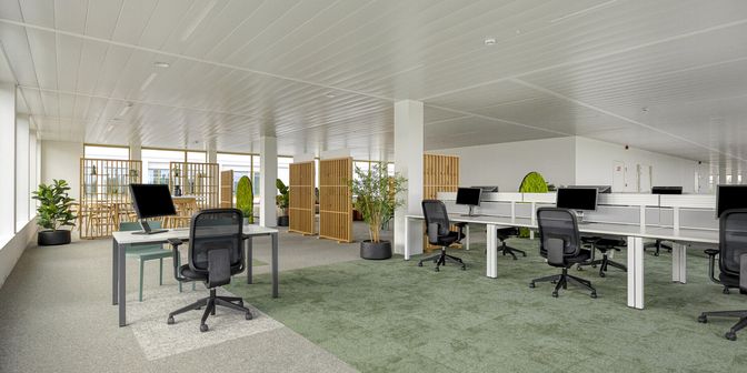 Bedrijfsvastgoed te koop in Raymonde De Larochelaan 58, 9051 Sint-Denijs-Westrem