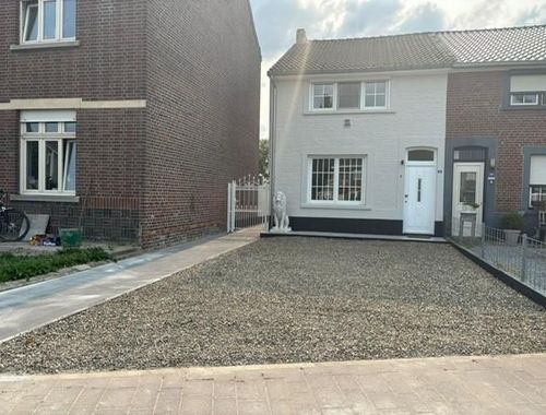                                         Uitzonderlijke woning te huur in Lanaken, € 675
