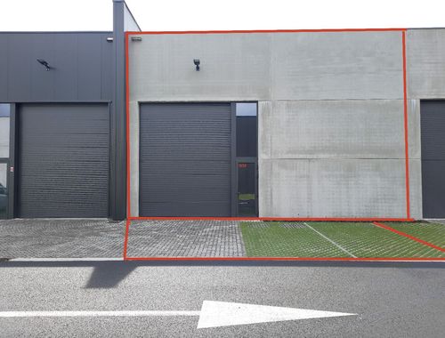                                         Bedrijfsgebouw te huur in As, € 1.150
