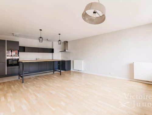                                         Appartement te koop in Sint-Gillis, € 400.000
