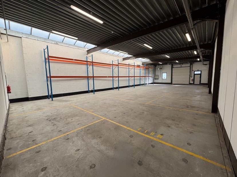 Bien professionnel à louer
                    à 2200 Herentals