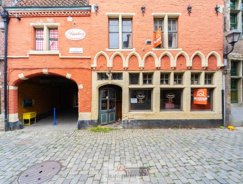                                         Bien commercial à vendre à Gent, € 550.000
