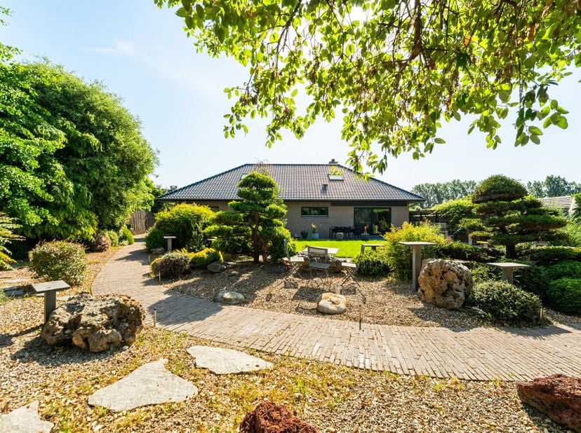 Maison à vendre
                    à 8587 Helchin