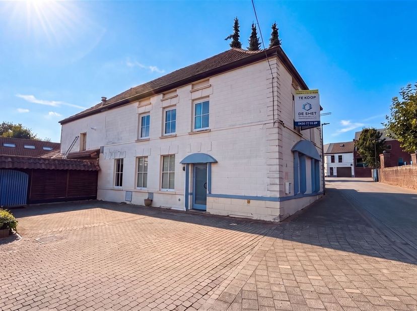 Huis te koop in Pol Antheunisstraat 79,
                    9500 Geraardsbergen