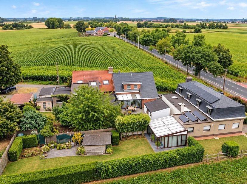 Huis te koop in Doorniksesteenweg 488,
                    8583 Bossuit