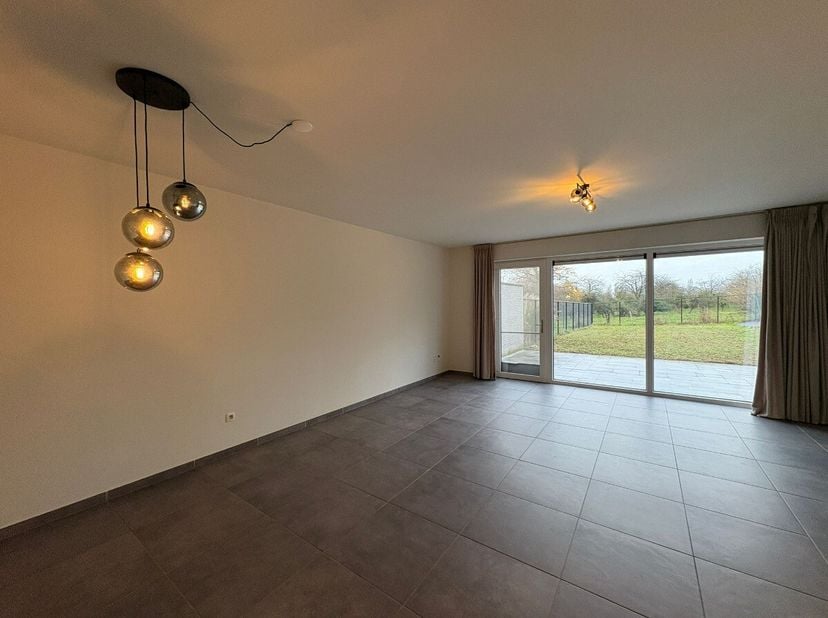 Dit instapklaar appartement kent een vlotte bereikbaarheid is gelegen in Riemst. Voor meer informatie ga naar: https://www.era.be/nl/te-huur/riemst/ap