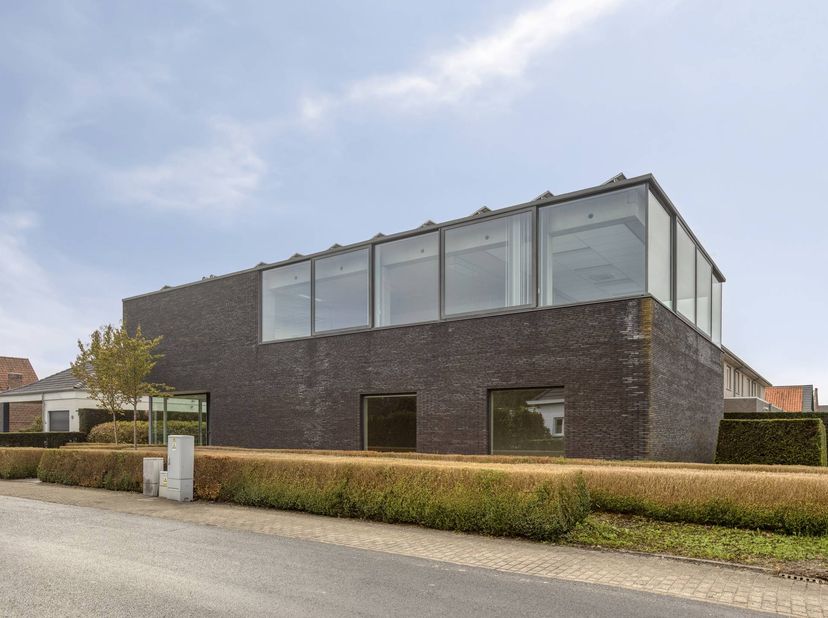 Bedrijfsvastgoed te huur in Gistelsteenweg 267,
                    8490 Jabbeke
