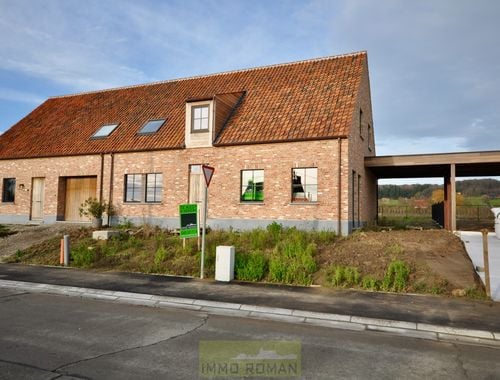                                         Woning te koop in Amougies, € 374.900
