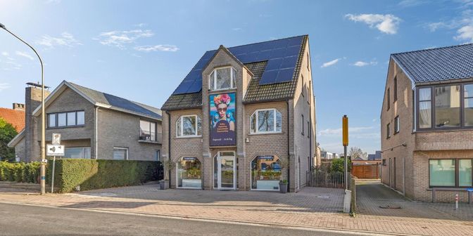 Bien professionnel à vendre à Gemeenteplein 3, 1602 Vlezenbeek