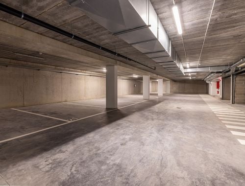                                         Garage à vendre à Uccle, € 45.000
