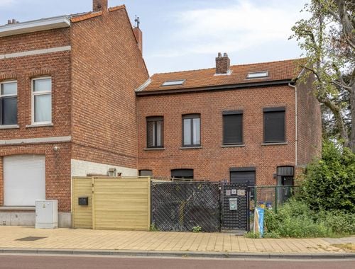                                         Maison à vendre à Kapellen, € 325.000
