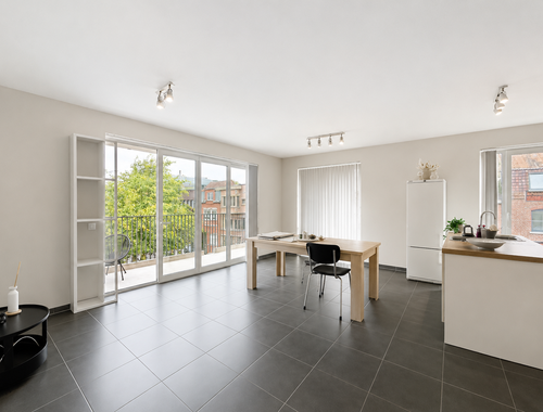                                         Appartement à louer à Mouscron, € 850
