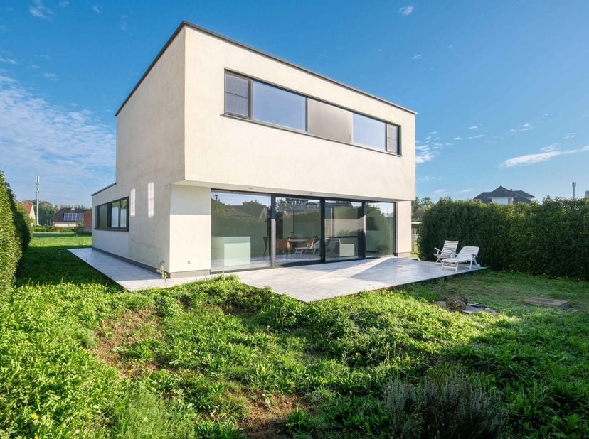 Huis te koop in Kleine Bogaardestraat 3,
                    9990 Maldegem