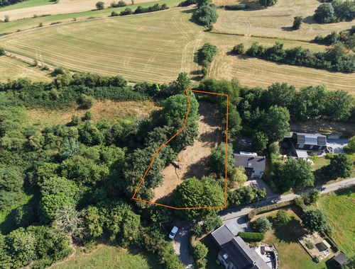                                         Bouwgrond te koop in Ferrières, € 99.000
