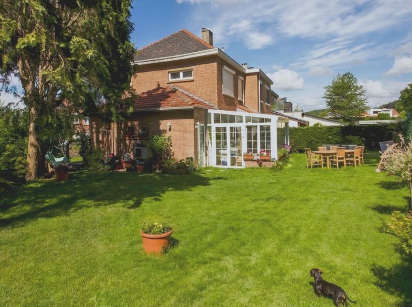 Huis te koop in Bosdreef 16,
                    1150 Sint-Pieters-Woluwe