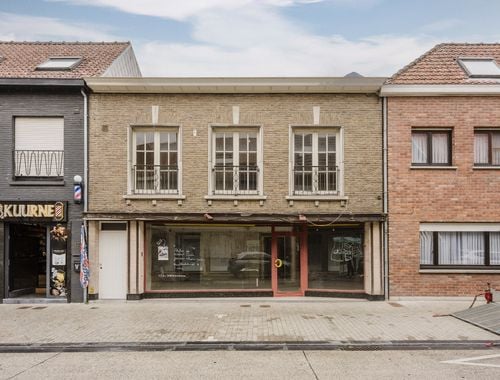                                         Commerce à vendre à Kuurne, € 179.000

