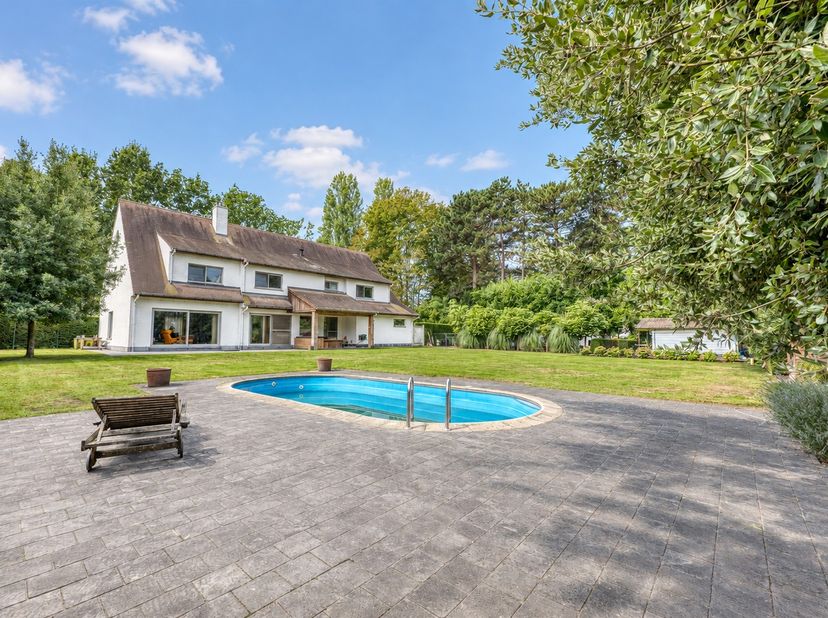 Maison à vendre à Brugsesteenweg 44,
                    9900 Eeklo