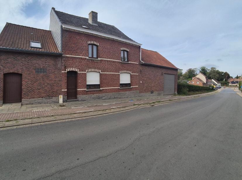 Huis te koop in Schepdaalstraat 10,
                    1700 Sint-Martens-Bodegem