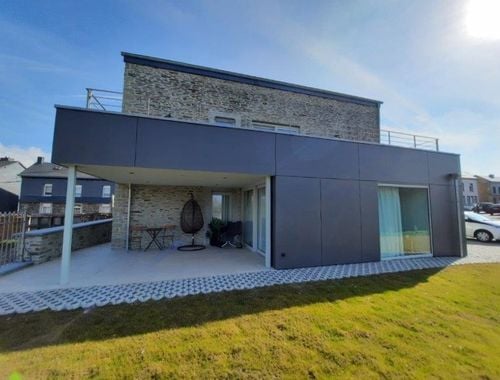                                         Appartement à louer à Libramont, € 795
